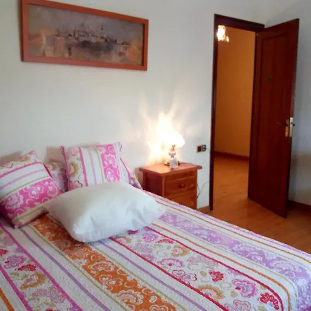 Spacious House In With Terrace Deltebre